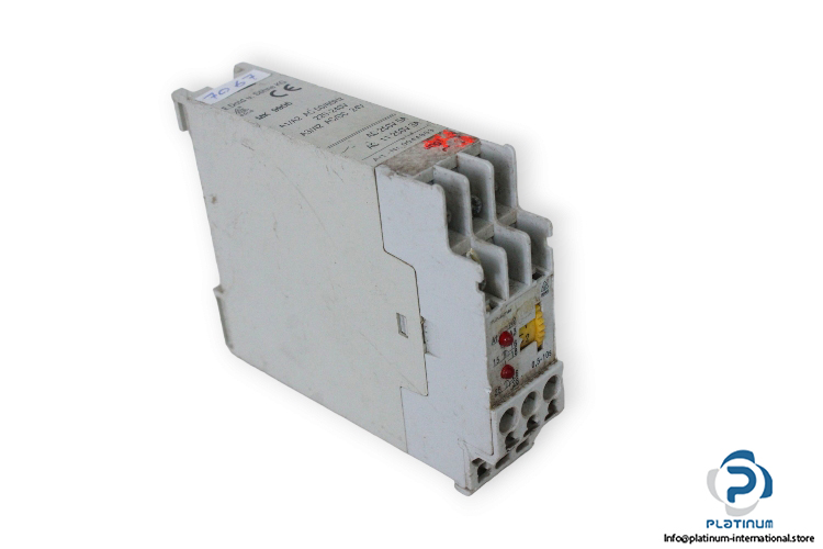 Реле безопасности MK9906 AC/DC24V+AC220-240V 5-100S DOLD 0044856