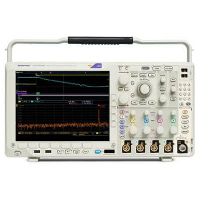   Tektronix MDO4104-6 DEMO